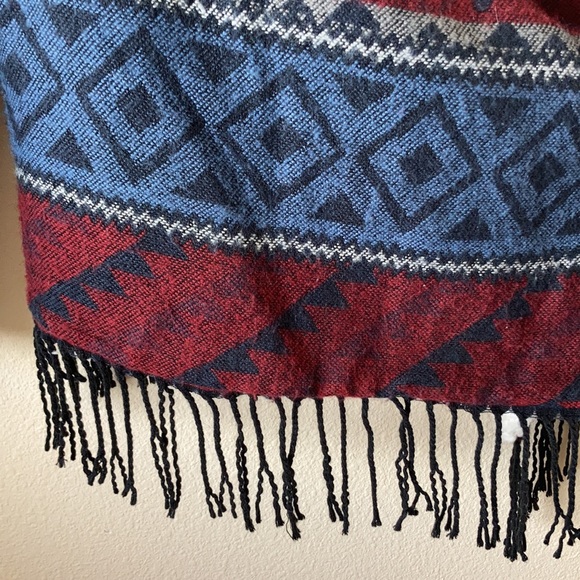 Sweater - Picture 3 of 3